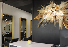Styling Chronicles: Salon Insights